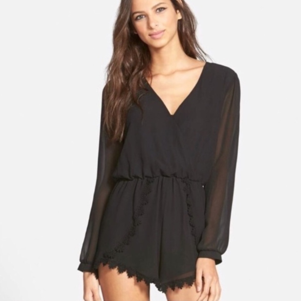 ASTR Long Sleeve Sheer Romper SZ XS